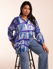 Curve Tie Dye Shirt
