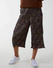 Animal Print Cropped Trousers