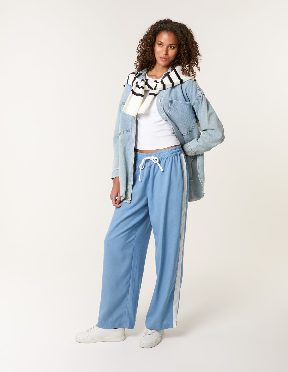 Side Stripe Trouser